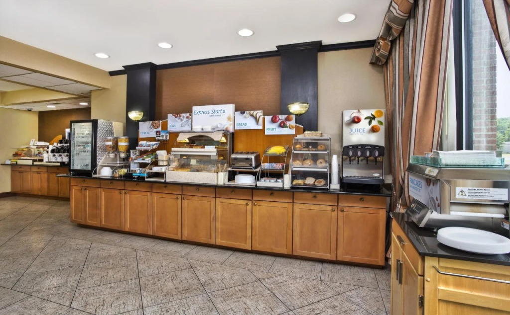 Holiday Inn Express Hotel and Suites Harrington - Dover Area by IHG