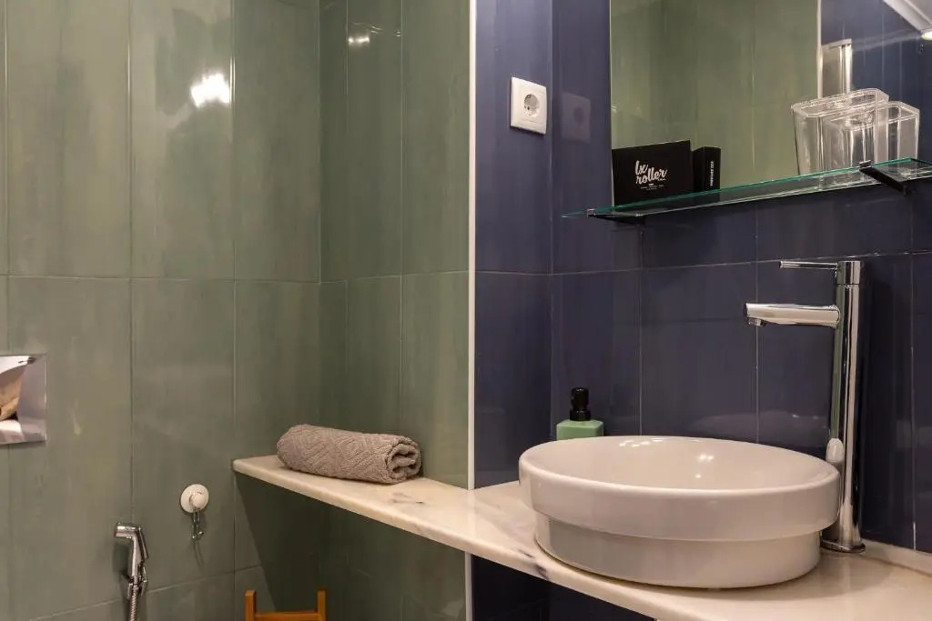 LxRoller Alcantara Suite Riverside