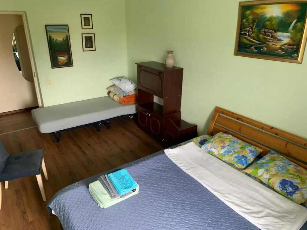 K84, Nice 2- bedroom apartment - 2 big beds 1 single bed