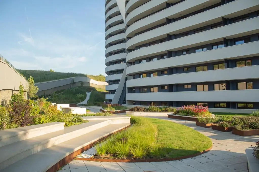 Wings Infinity Luxury Suites