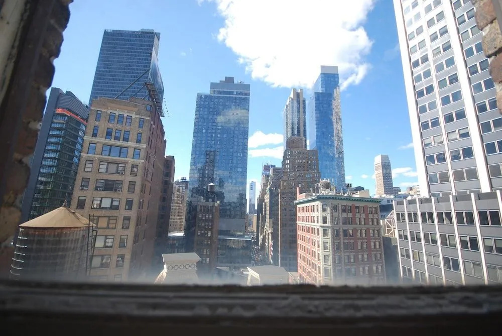 Broadway Suite NY