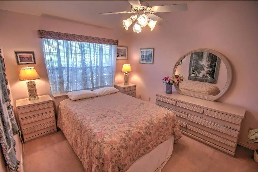 The Campeche Town House 2 Bedroom Townhouse by RedAwning
