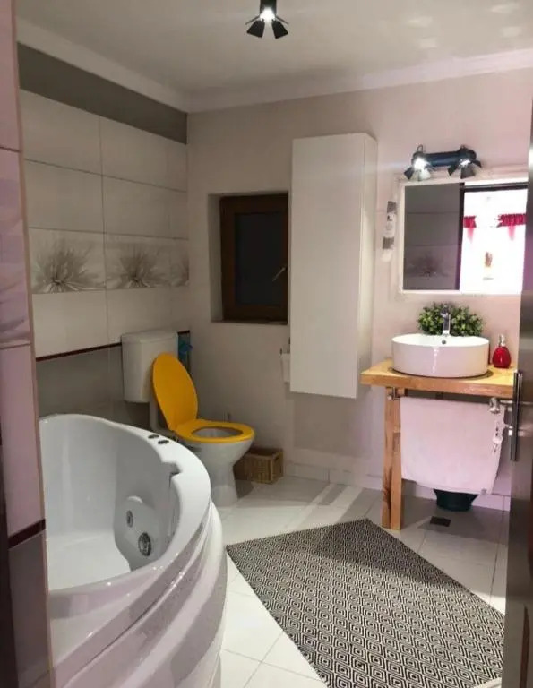 Casa Cu Lavandă