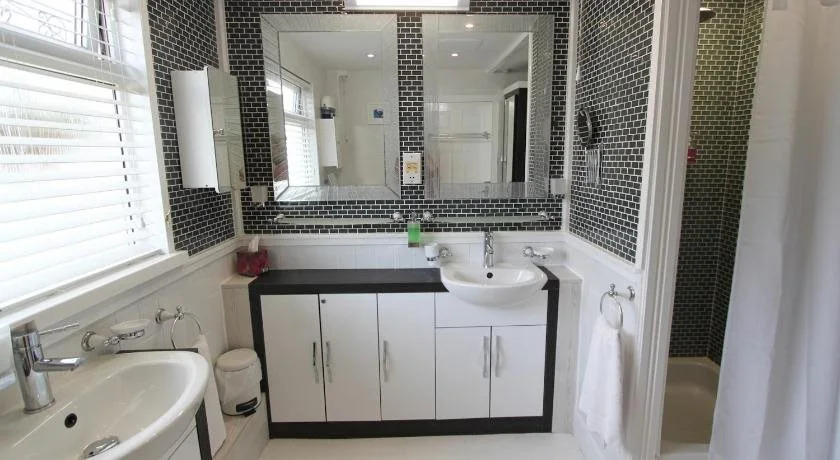 Henley Boutique Lodges