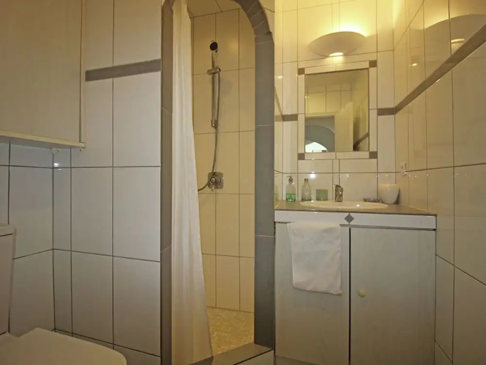 Modern Villa in Gassin with Sauna