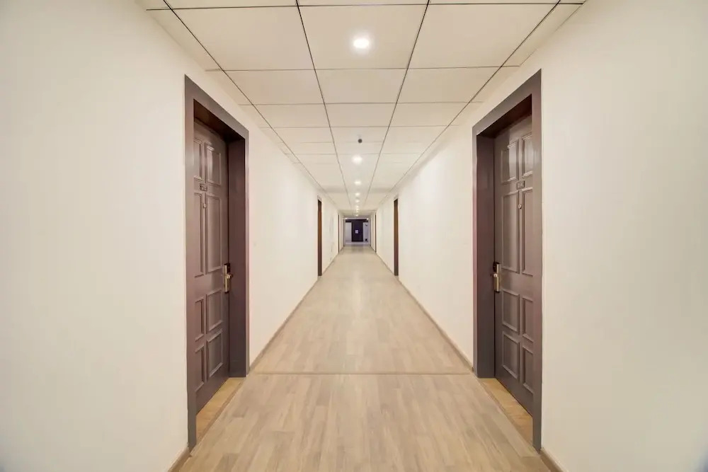 Hotel Alpha Centre by OYO Rooms