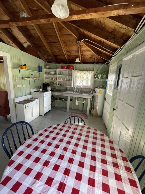 Trainor Camp Limit 4 2 Bedroom Cabin