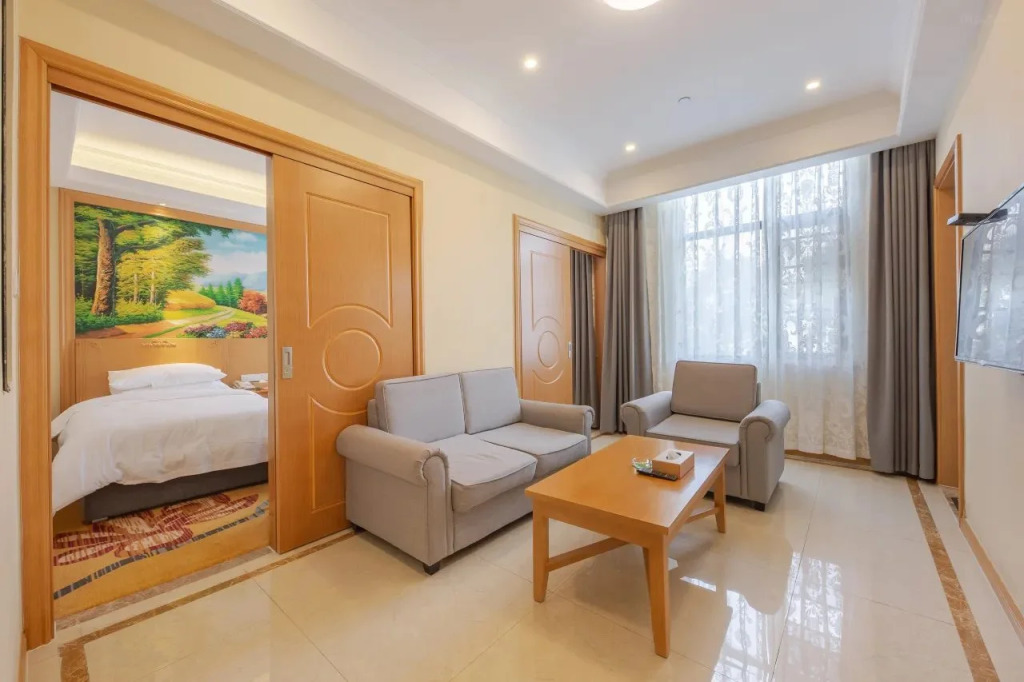 Vienna Hotel (Zhoushan Putuo)
