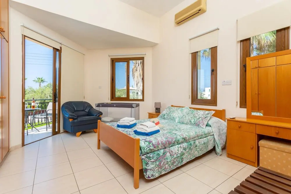 Villa Fostira Large Private Pool Walk to Beach A C Wifi Eco-friendly - 2402