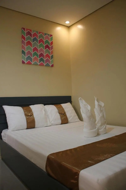 Rusville Hotel & Residences