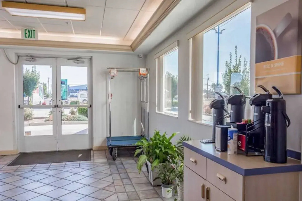 Motel 6-Redmond, OR