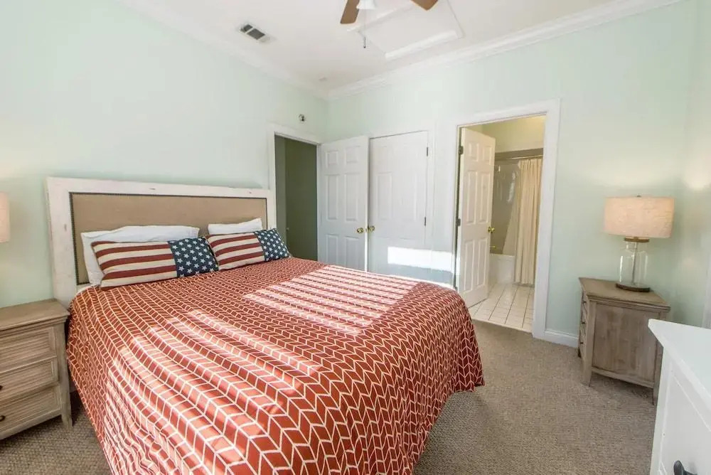 Brzee Bungalow