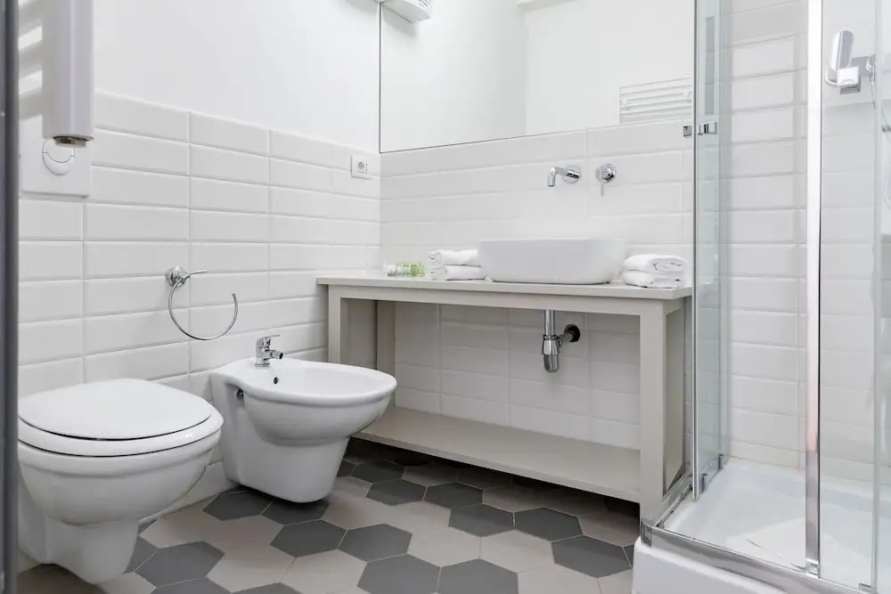 Pietra Square Residence
