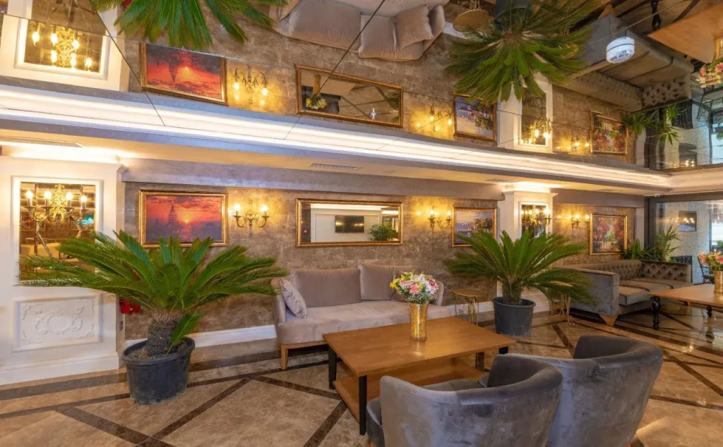 Skalion Hotel