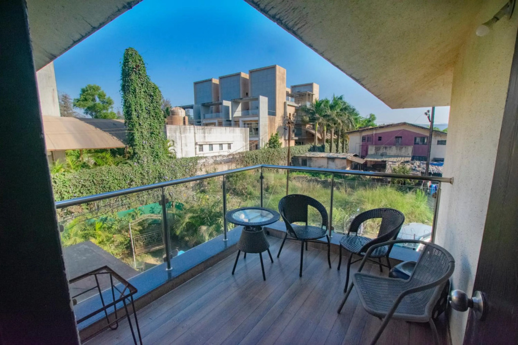 Ivy SilverHill Villa 3 Bhk with Pool, Lonavala