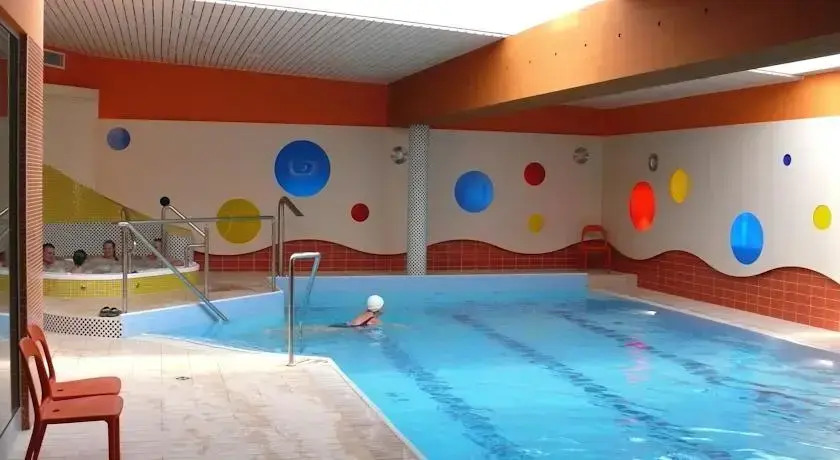 Dom Wczasowy Zew Morza - Basen, Spa, Wyżywienie w Cenie