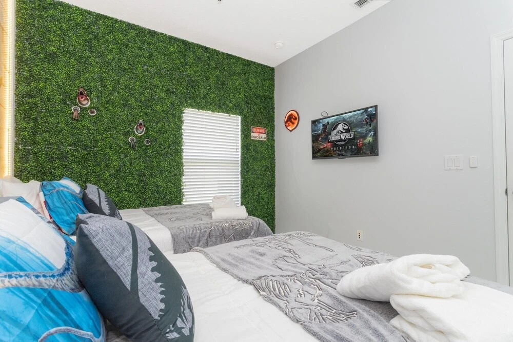 150 Amazing Home Located Close to Disney