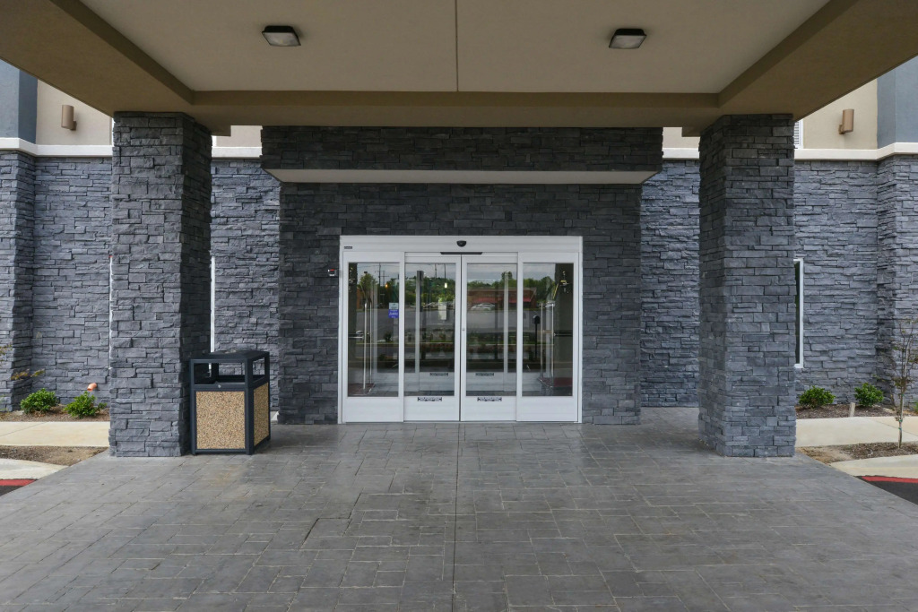 Americas Best Value Inn & Suites