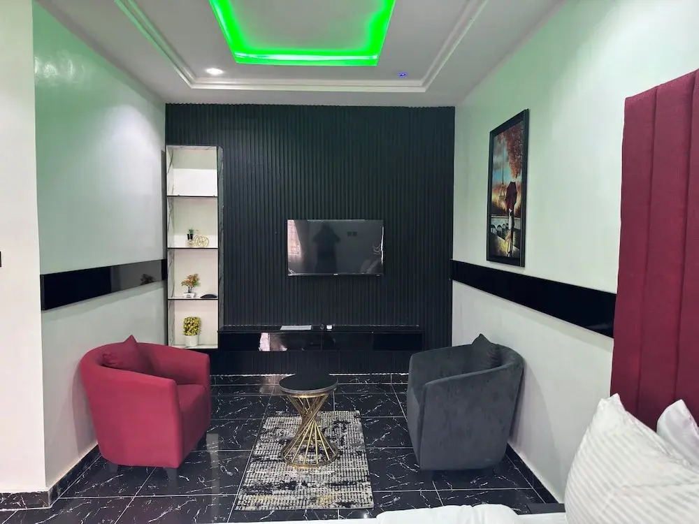 Next Level Hotel & Suites