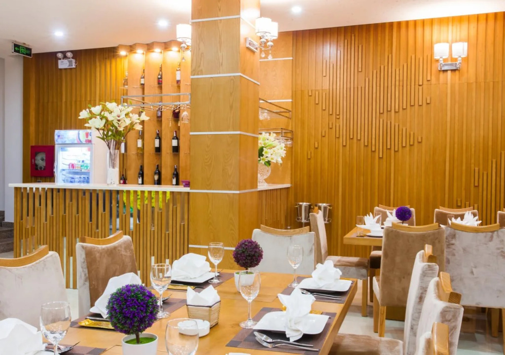 Tu Son Luxury Hotel