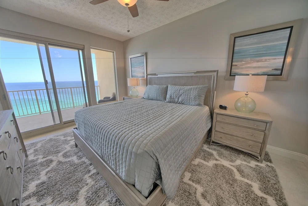 Gulf Front Condo with Beach Access and Beachside Pool - Unit 1604 by RedAwning