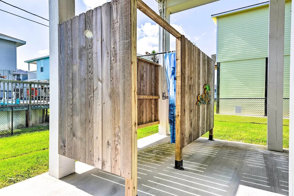 Walk to Sea Isle Beach Retreat with Deck and Patio