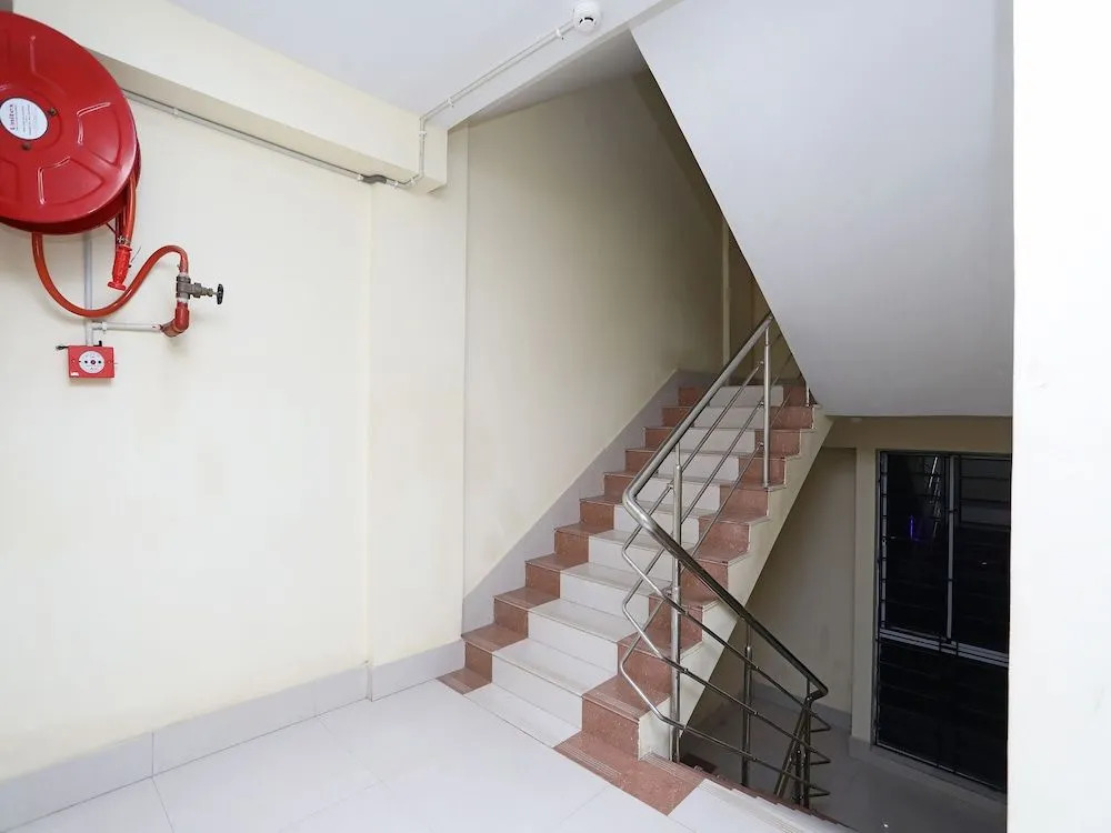 OYO 26152 Hotel Aarush