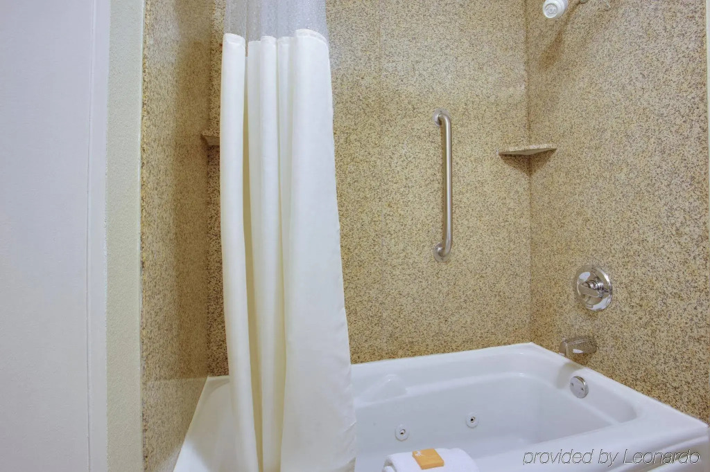 Garner Hotel Wytheville East by IHG