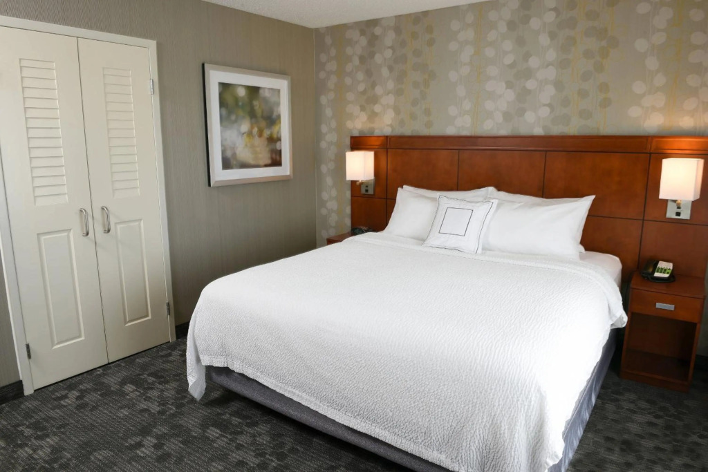 Courtyard By Marriott Sioux Falls