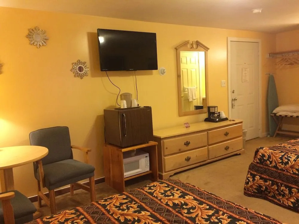 Oswego Inn