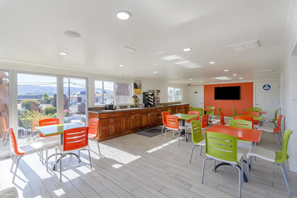 Motel 6-Ukiah, CA - North