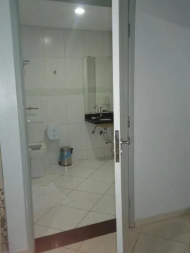 Lara's Hotel