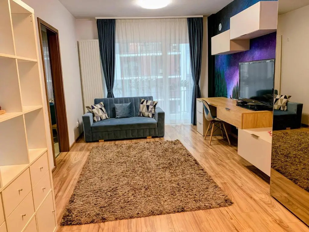 Quiet 1-bedroom apartment, free parking & gym