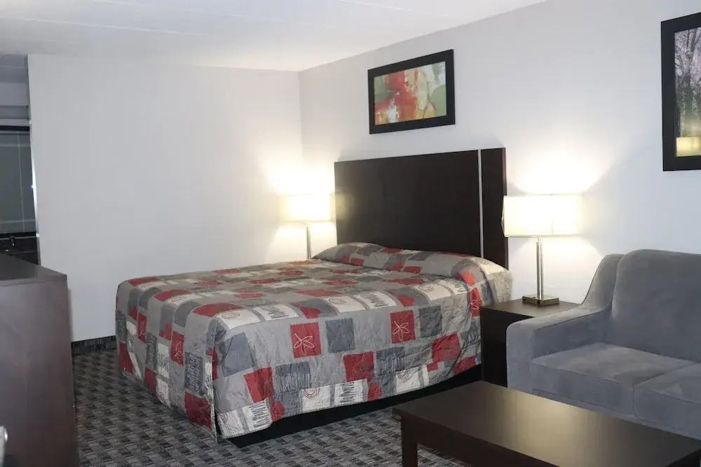 Fort York Motel