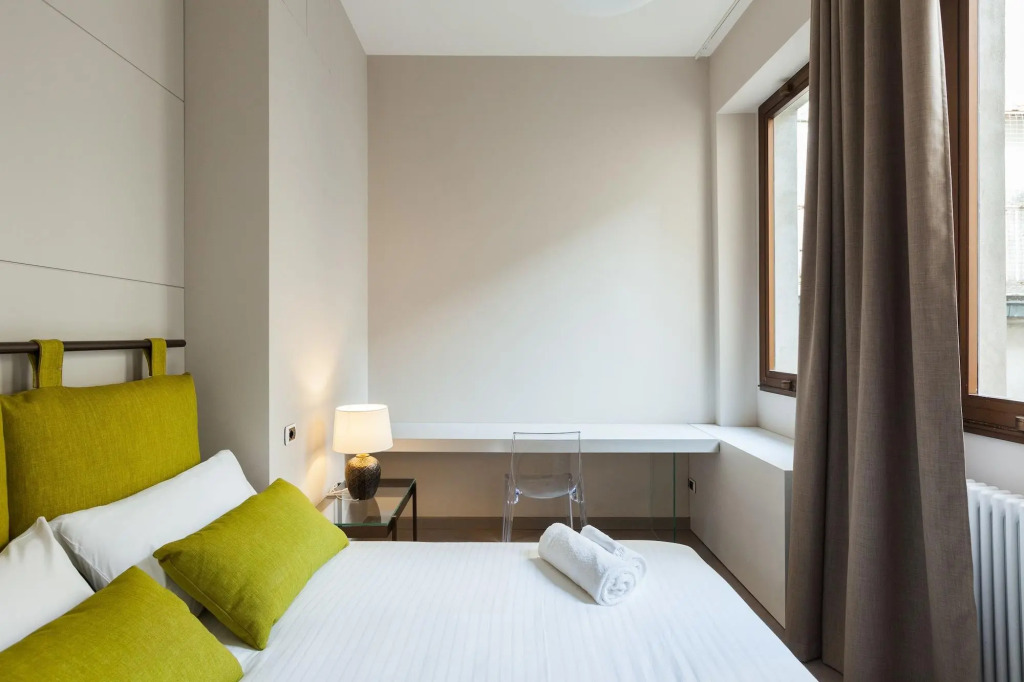 easyhomes-Duomo Suites & Apartments