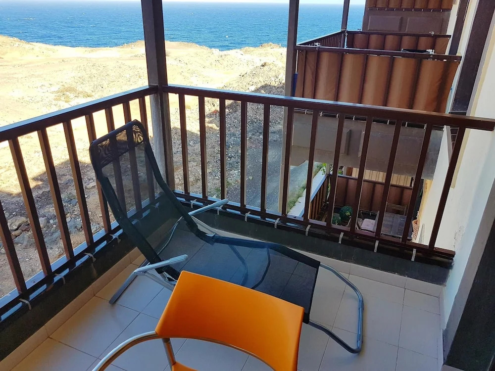 Apartment With one Bedroom in Arona, With Wonderful sea View, Shared Pool, Furnished Balcony - 1 km From the Beach
