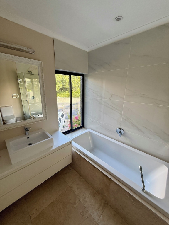 Wood Road Coastal Guest rooms