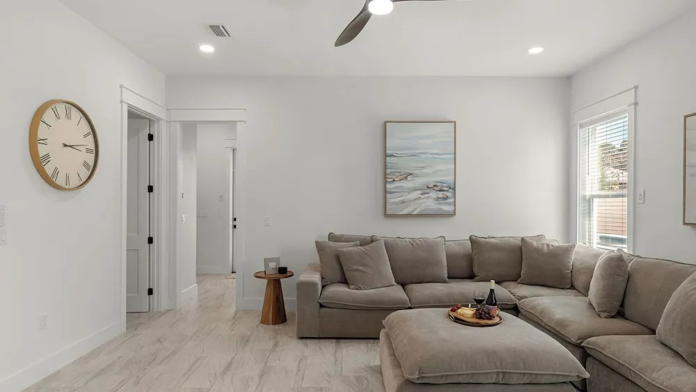 Woodland Shores by Avantstay Sleeps 22 Massive Pool + Spa Golf Cart + Game Room + BBQ Near Seaside