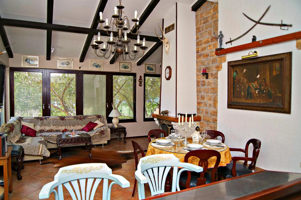 House With Pool in Split Near the Beach
