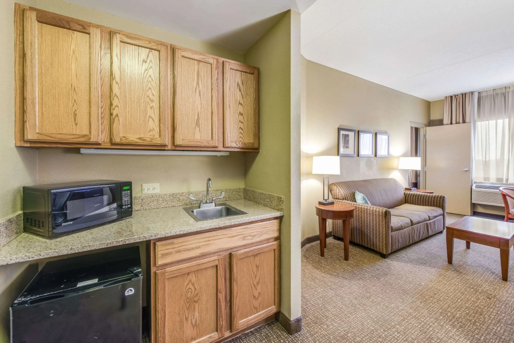 Comfort Suites Chicago O'Hare Airport
