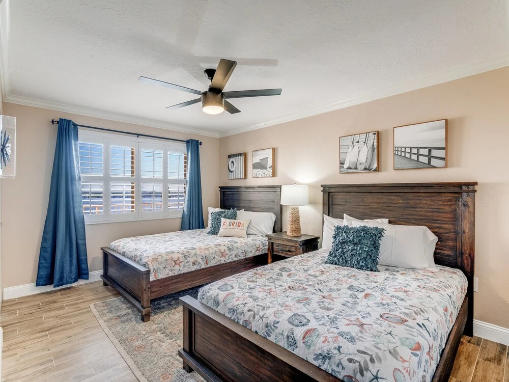 Beach Villas 703 Gulf-View with Pool, Beach Access & BBQ Area