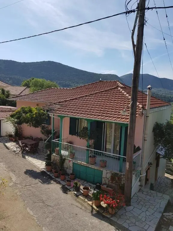 spiros house