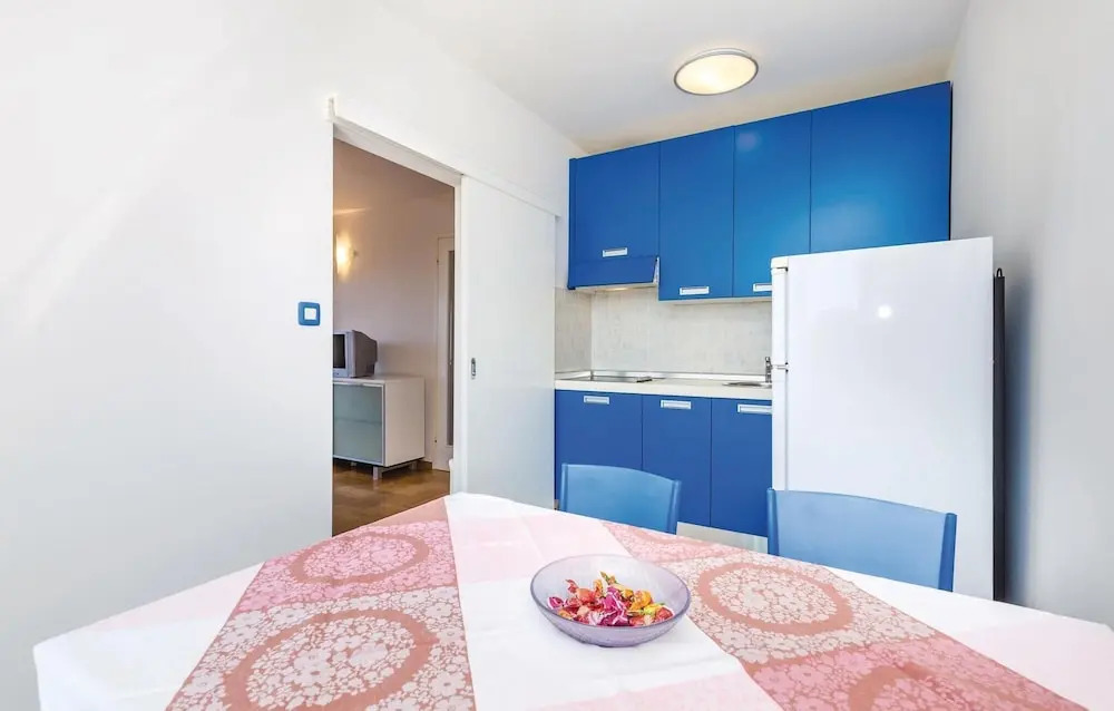 Beautiful Home in Barbat With Wifi and 2 Bedrooms