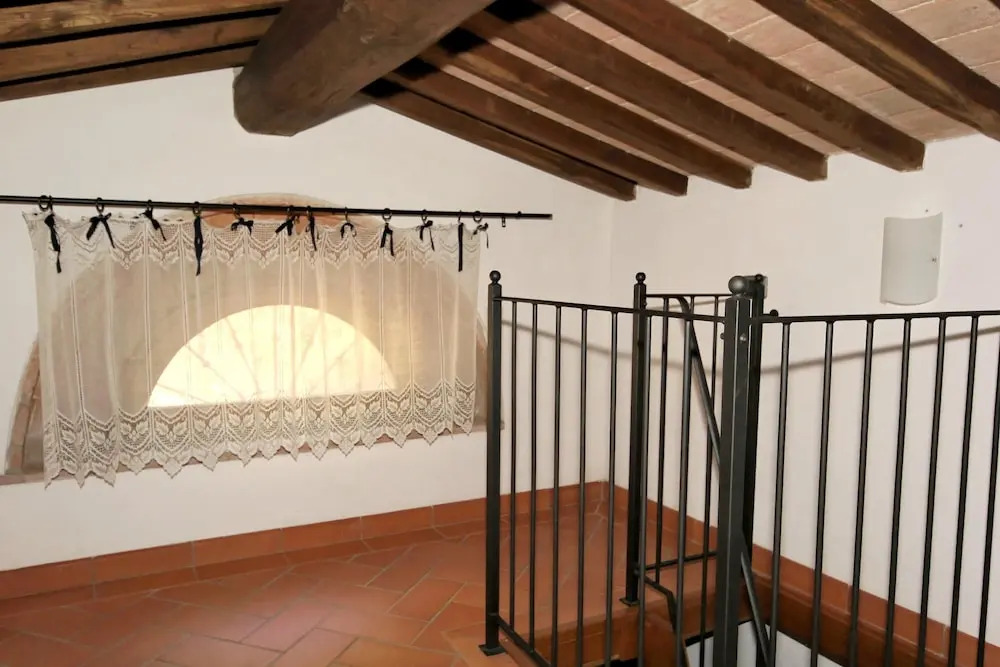 House With 2 Bedrooms in Vicopisano, With Furnished Terrace Near the Beach
