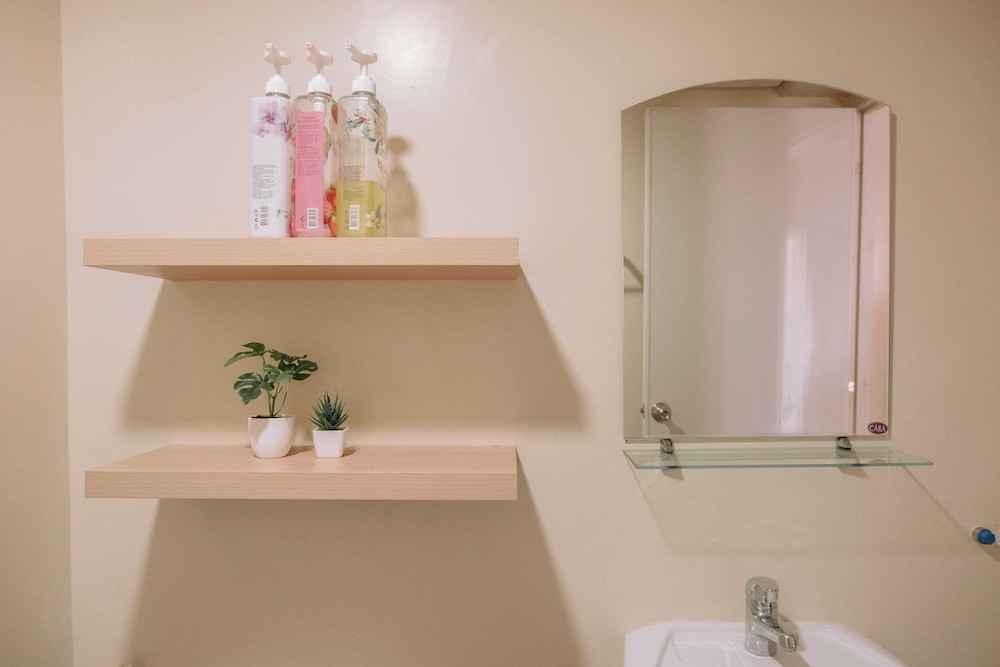 A Perfectly Chic Hideaway