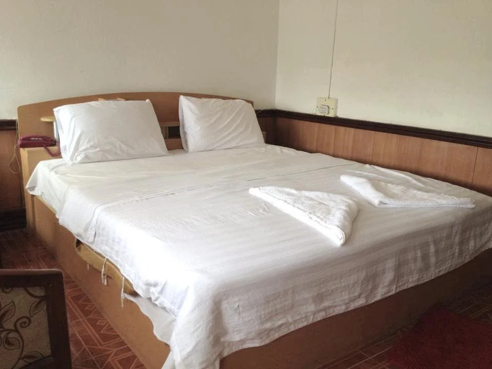 Hongkham Hotel
