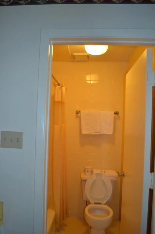 Granbury Inn and Suites