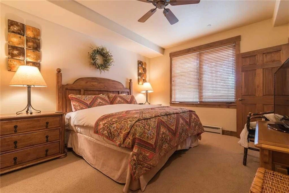 Tl2212 Stunning Condo with Private Balcony Overlooking the Pool