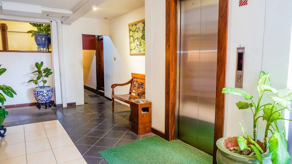 Oyo 1616 Setiabudhi Indah Hotel