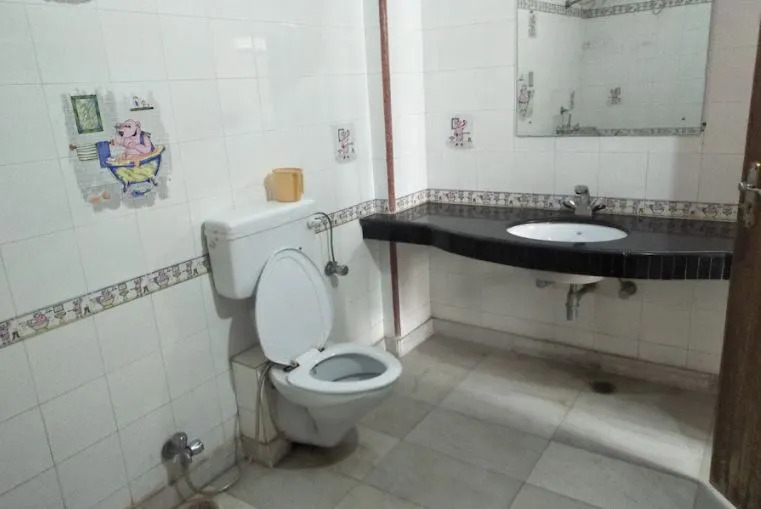 Hotel Wonder Hills,Har ki Pauri Road Haridwar